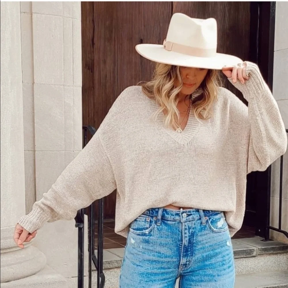 Vici | Tan V-neck Sweater Size M/L - Picture 2 of 7